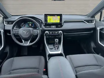 TOYOTA RAV4 2.5L Plug-in Hybrid 4x4  Technik  AHK  AWR