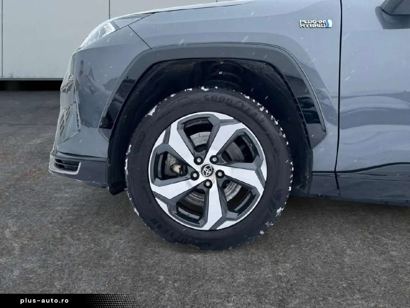 TOYOTA RAV4 2.5L Plug-in Hybrid 4x4  Technik  AHK  AWR