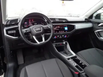 AUDI Q3 40 TDI advanced quattro - Matrix
