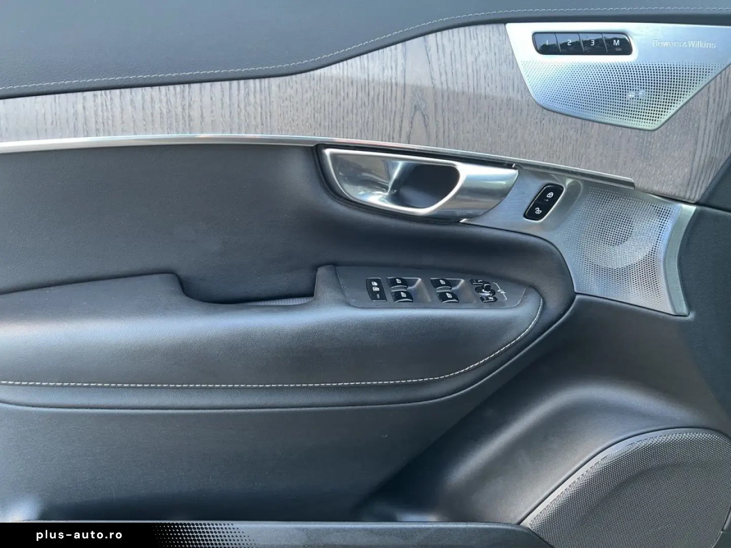 VOLVO XC90 B5 AWD ULTIMATE BRIGHT AHK MASSAGE 21LM