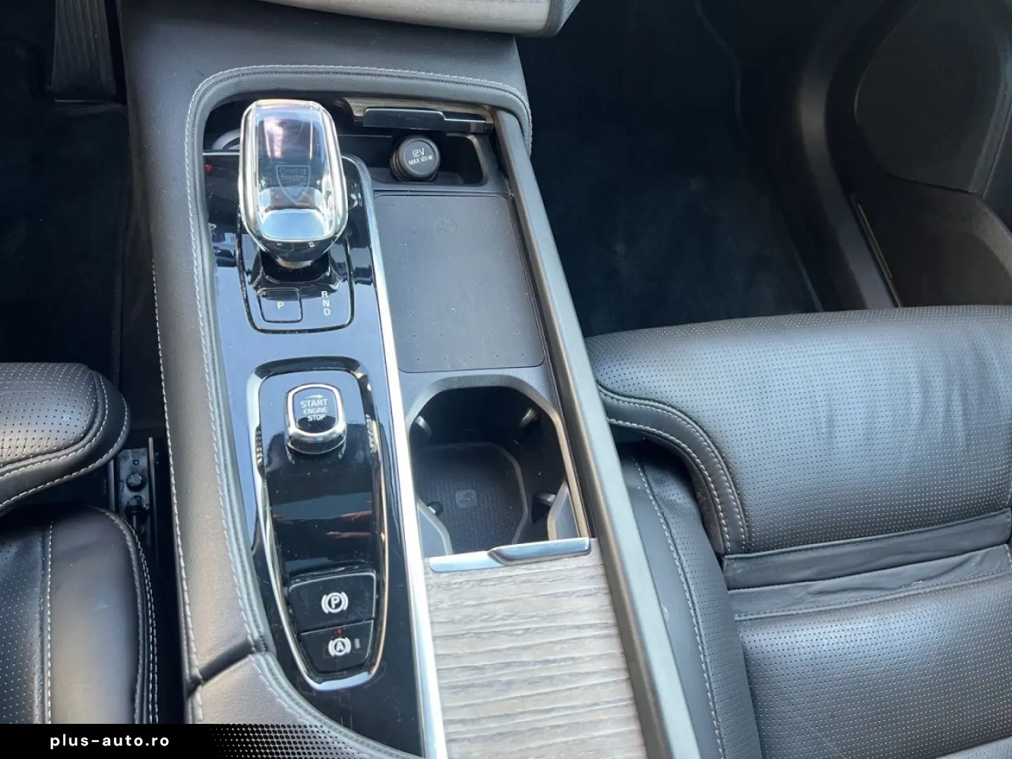 VOLVO XC90 B5 AWD ULTIMATE BRIGHT AHK MASSAGE 21LM