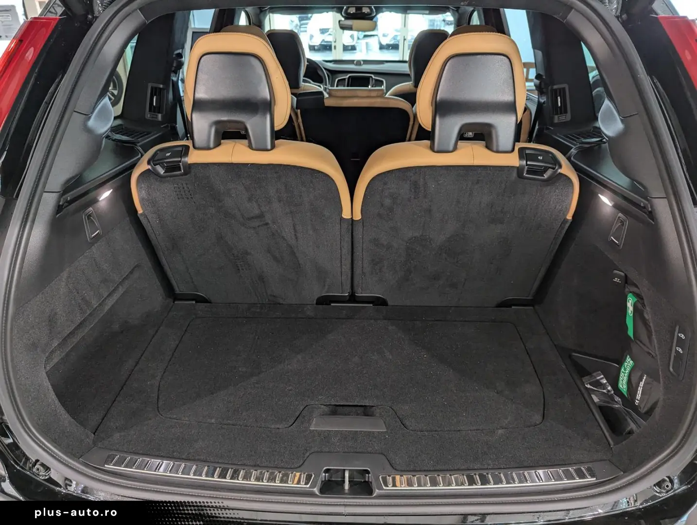 VOLVO XC90 Ultra Dark Recharge Plug-In Hybrid AWD