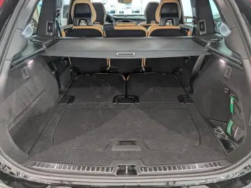 VOLVO XC90 Ultra Dark Recharge Plug-In Hybrid AWD