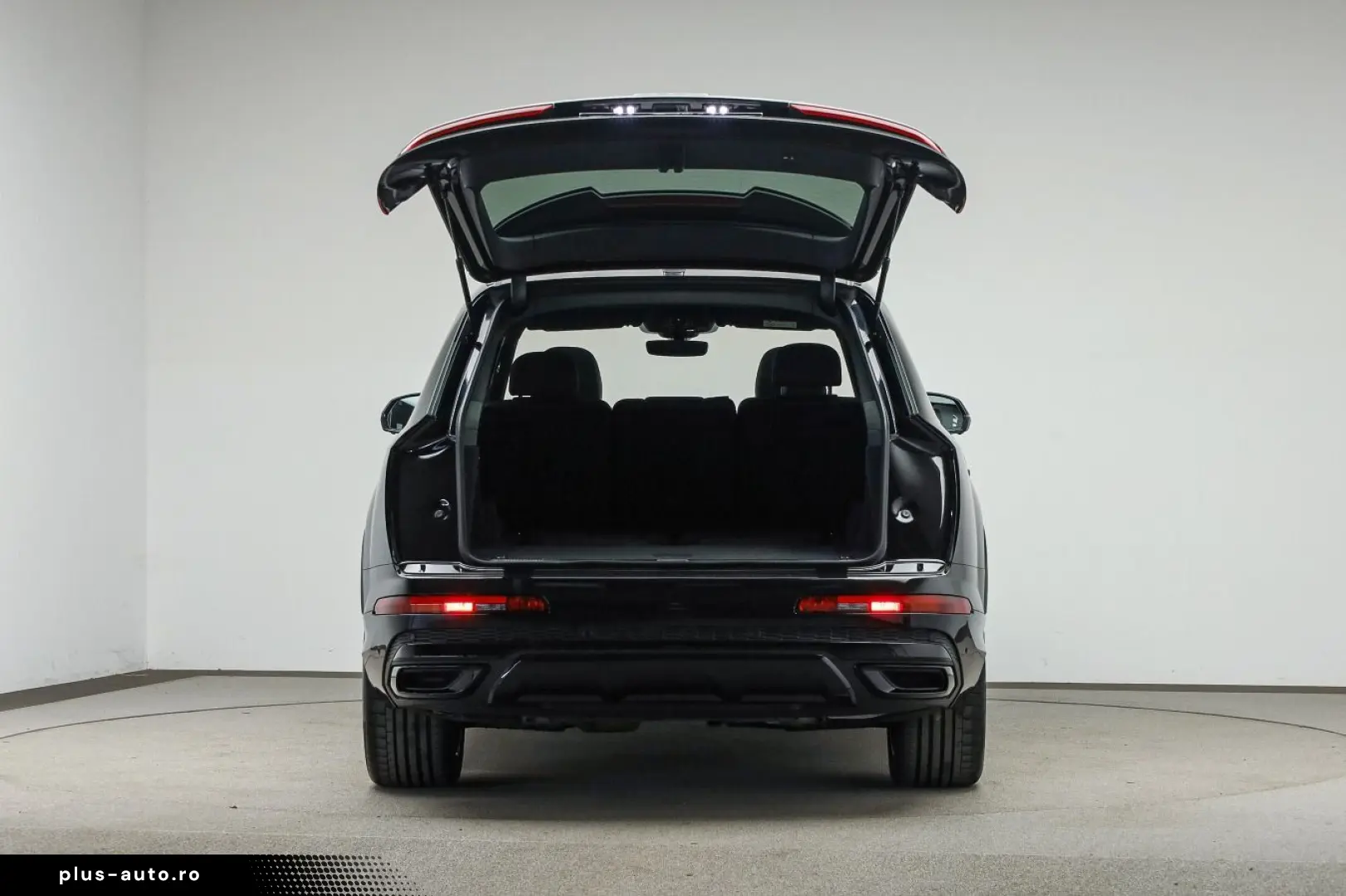 AUDI Q7 S line 50 TDI Competition HUD Assist Matrix