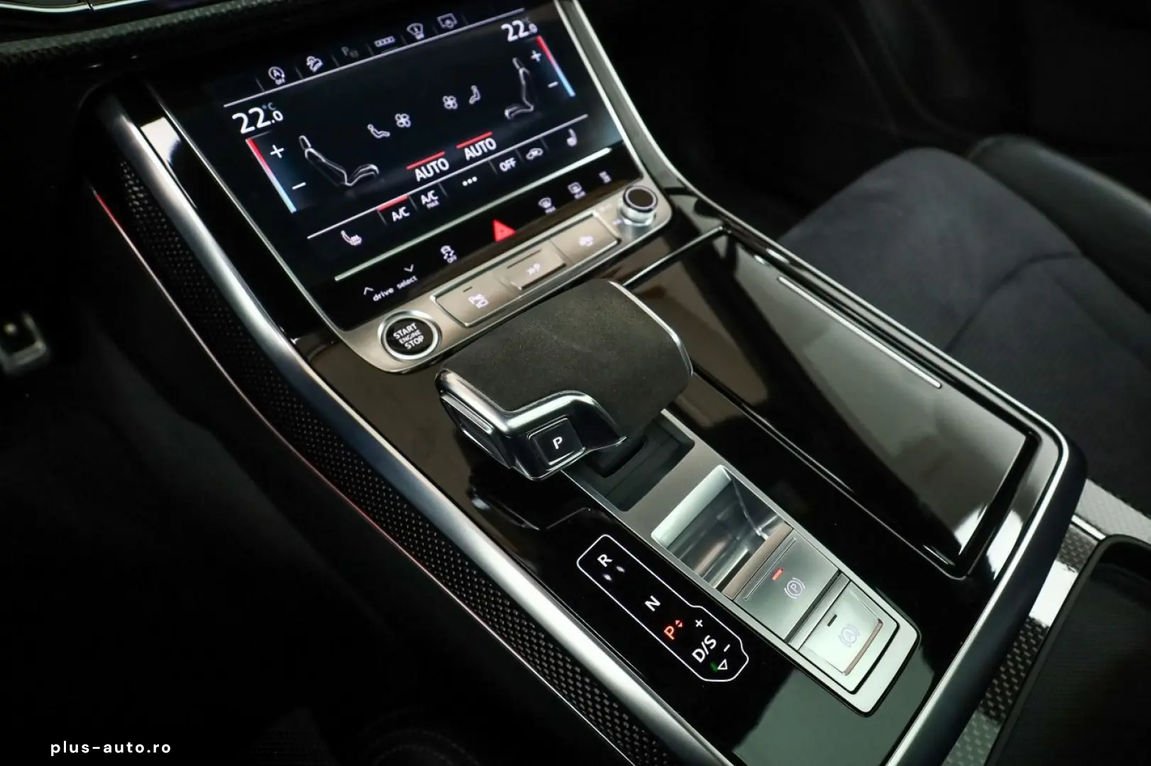 AUDI Q7 S line 50 TDI Competition HUD Assist Matrix