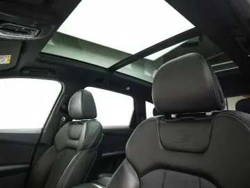 AUDI Q7 S line 50 TDI Competition HUD Assist Matrix