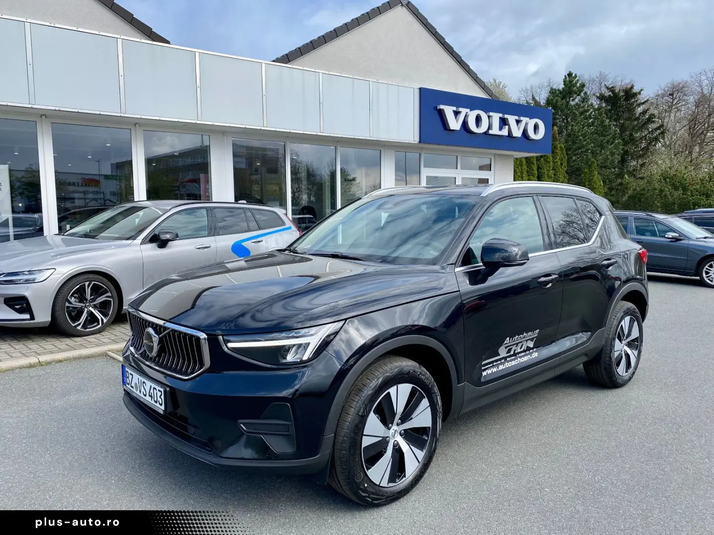 VOLVO XC40 B3 7-Gang Plus Bright