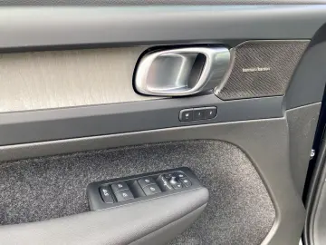 VOLVO XC40 B3 7-Gang Plus Bright