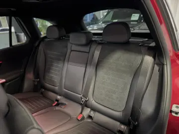 MERCEDES-BENZ GLC 300 d 4M AMG Line