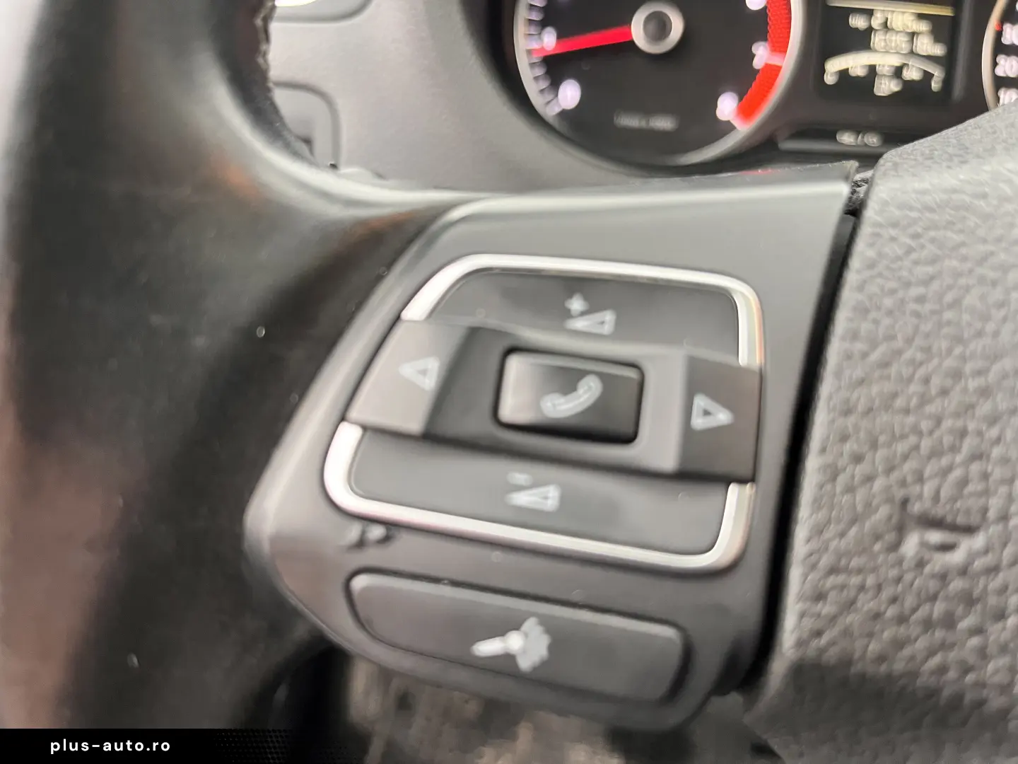 Volkswagen Polo 1.6Tdi Dsg Navi -Pdc-Incalzire Scaune