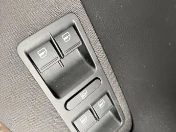 Volkswagen Polo 1.6Tdi Dsg Navi -Pdc-Incalzire Scaune