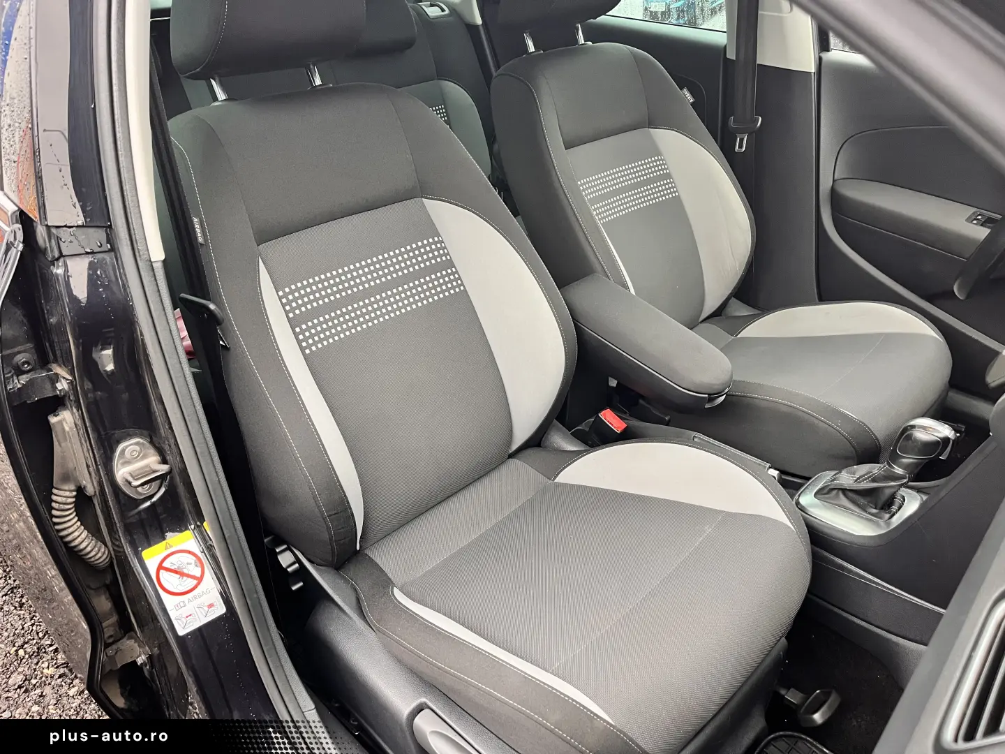 Volkswagen Polo 1.6Tdi Dsg Navi -Pdc-Incalzire Scaune