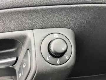 Volkswagen Polo 1.6Tdi Dsg Navi -Pdc-Incalzire Scaune