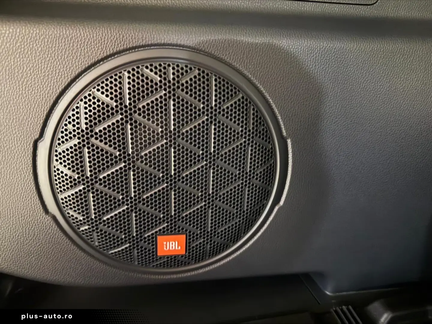 Toyota RAV 4 STYLE 4x4 PLUG-IN