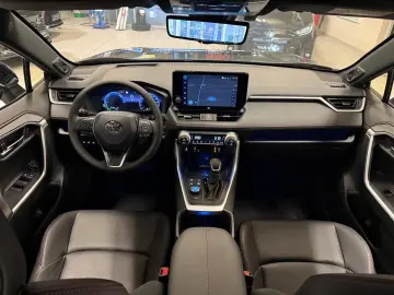Toyota RAV 4 STYLE 4x4 PLUG-IN