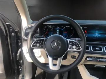 MERCEDES-BENZ GLE 300d4Matic AMG Line