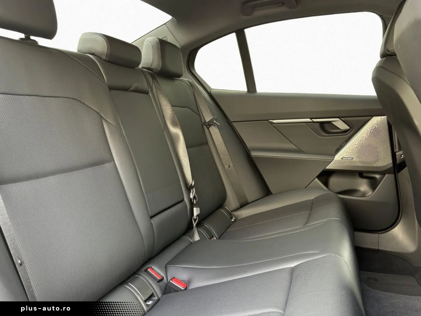 BMW 520d Lim.Aut Adpt.LED H K DA PA  Innovation RFK