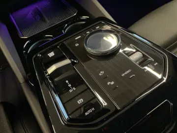 BMW 520d LivePro H K AdLED 360  KlimaSitz Memory DA