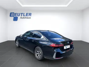 BMW 520i Limousine aLED eSitze 360 Kam HUD