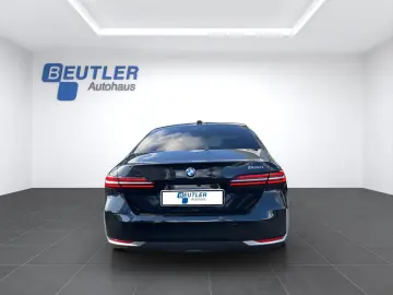 BMW 520i Limousine aLED eSitze 360 Kam HUD
