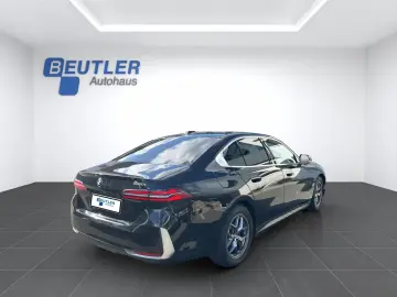 BMW 520i Limousine aLED eSitze 360 Kam HUD