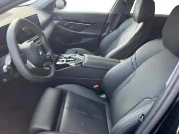 BMW 520i Limousine aLED eSitze 360 Kam HUD