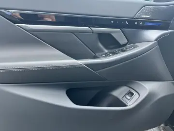 BMW 520i Limousine aLED eSitze 360 Kam HUD