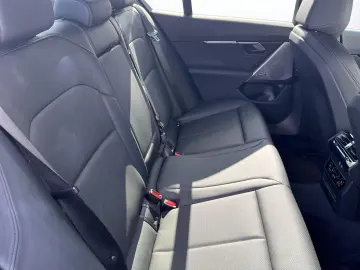 BMW 520i Limousine aLED eSitze 360 Kam HUD