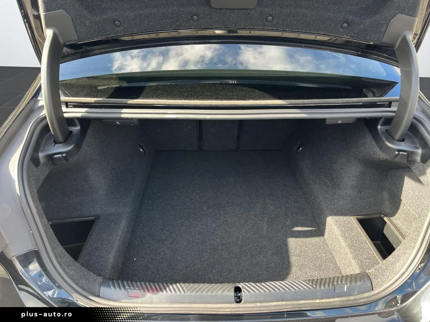 BMW 520i Limousine aLED eSitze 360 Kam HUD