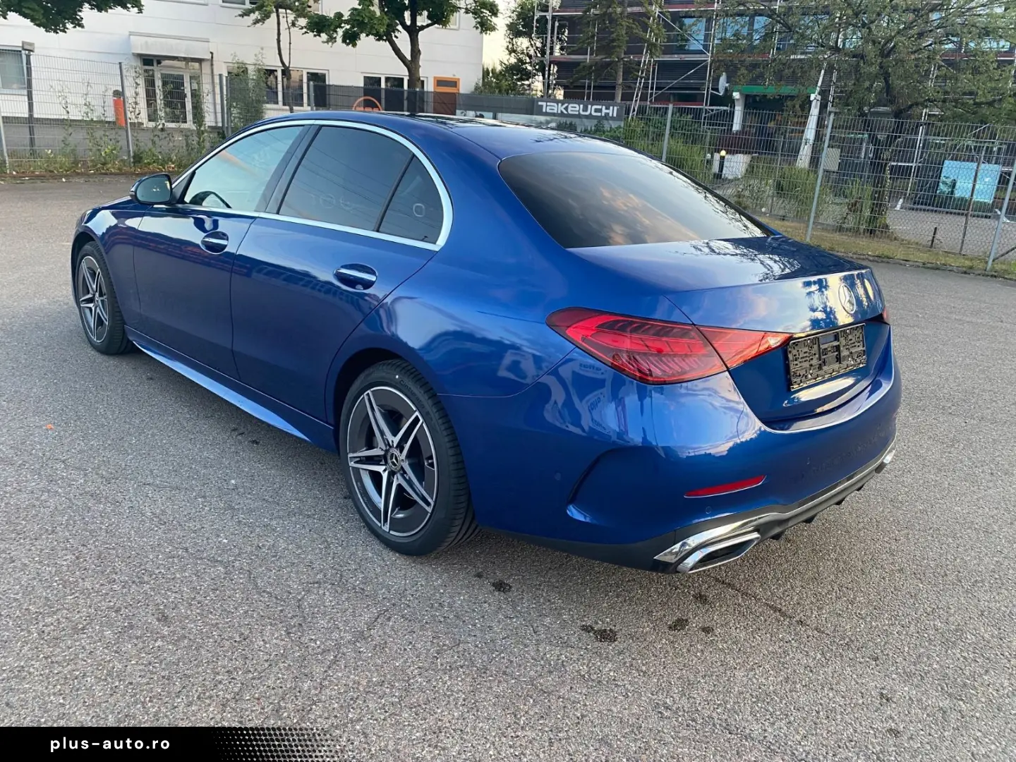 MERCEDES-BENZ C 200 4M AMG Line Head Up Dist PDC Kam Memory