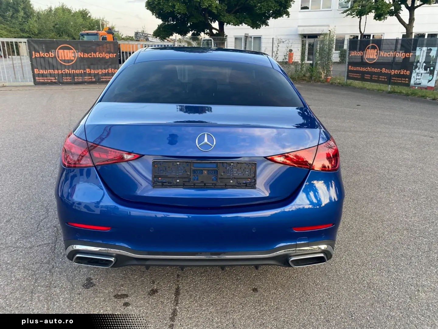 MERCEDES-BENZ C 200 4M AMG Line Head Up Dist PDC Kam Memory