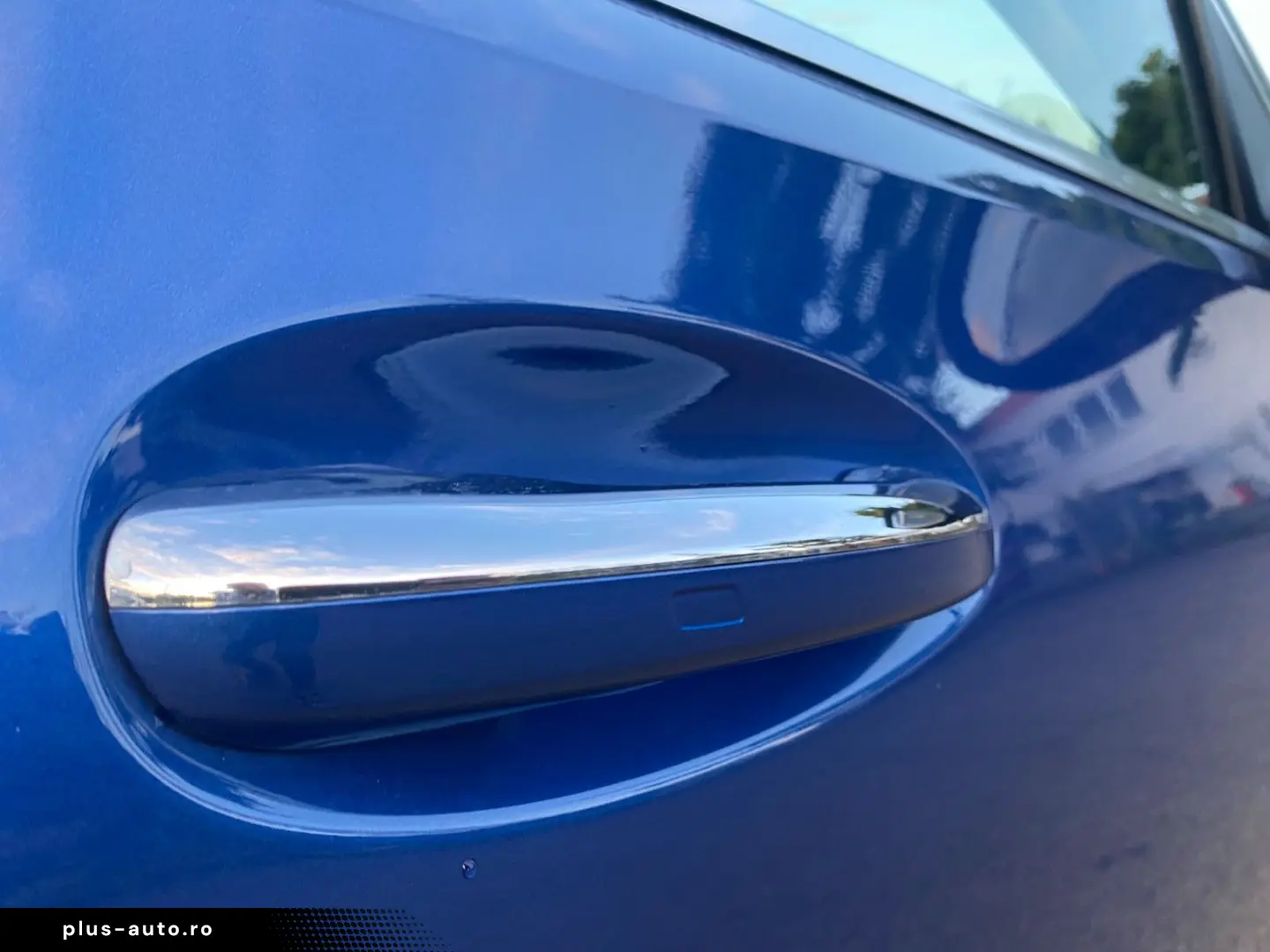 MERCEDES-BENZ C 200 4M AMG Line Head Up Dist PDC Kam Memory