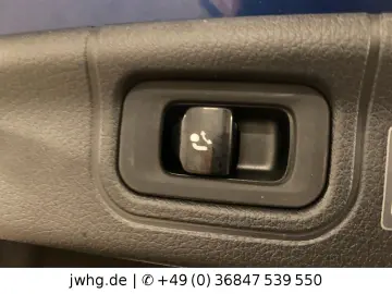 MERCEDES-BENZ C 300 e 2x AMG Line Kam Distr Memory D&hellip;