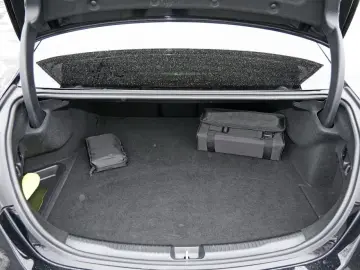 MERCEDES-BENZ C 300 e AMG Night Distronic Kamera Pub&hellip;