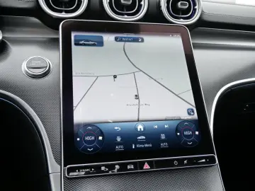 MERCEDES-BENZ C 300 e AMG Night Distronic Kamera Pub&hellip;