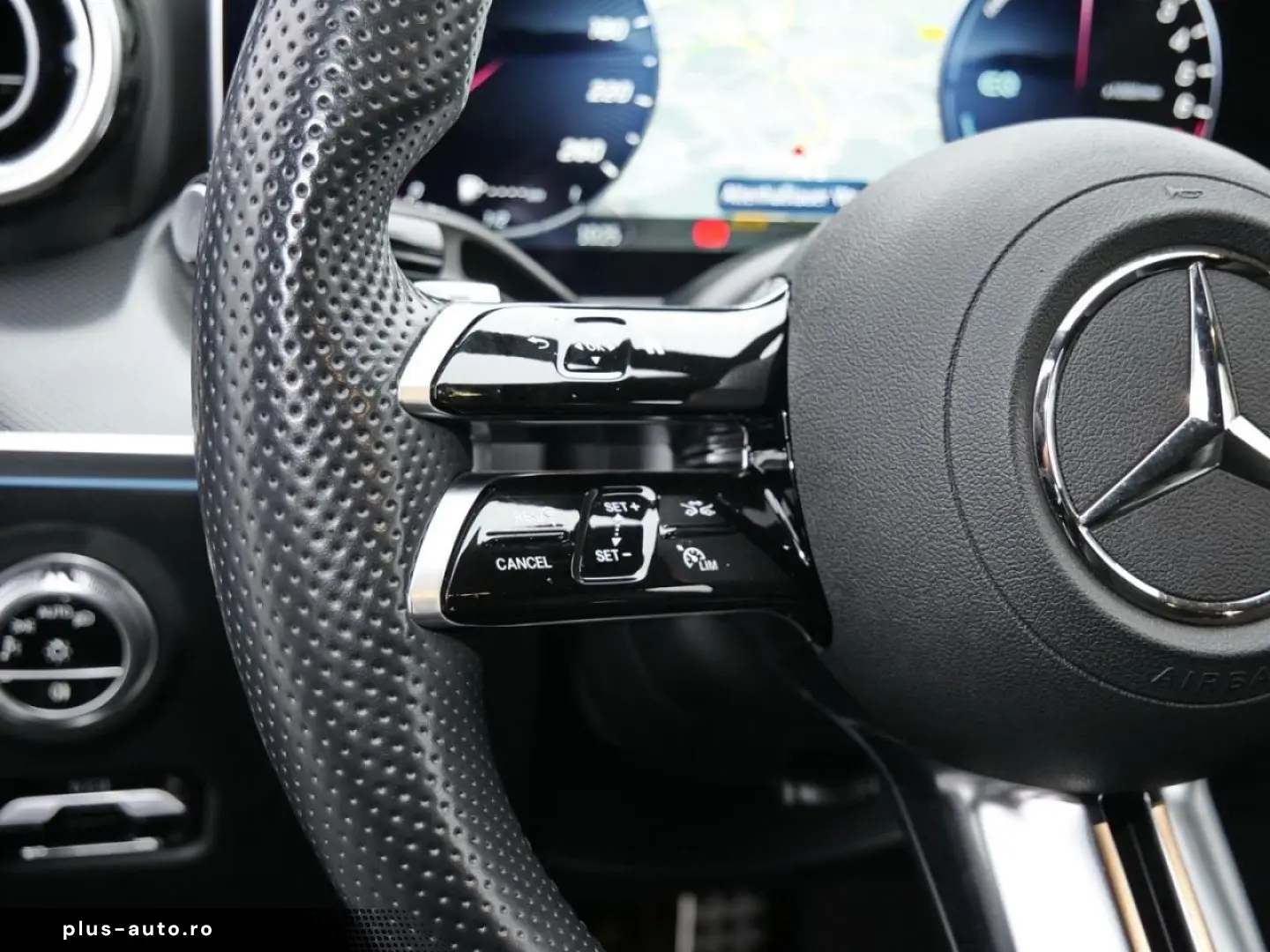 MERCEDES-BENZ C 300 e AMG Night Distronic Kamera Pub&hellip;