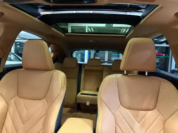 Lexus NX 350h - LUXURY