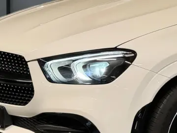 MERCEDES-BENZ GLE 350 de 4M AMG PANO DISTR BURMESTER AIRM