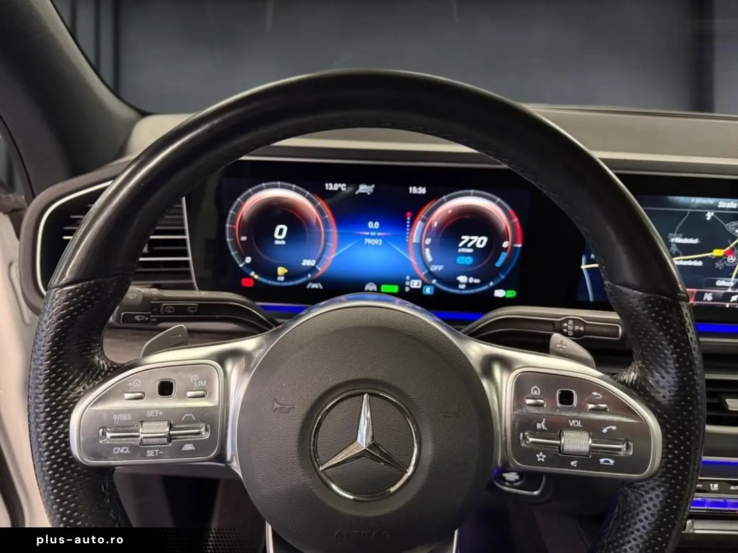 MERCEDES-BENZ GLE 350 de 4M AMG PANO DISTR BURMESTER AIRM