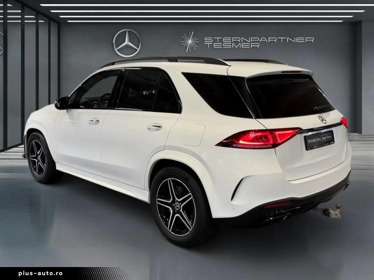 MERCEDES-BENZ GLE 350 de 4M AMG PANO DISTR BURMESTER AIRM