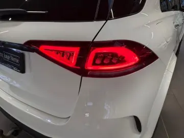 MERCEDES-BENZ GLE 350 de 4M AMG PANO DISTR BURMESTER AIRM