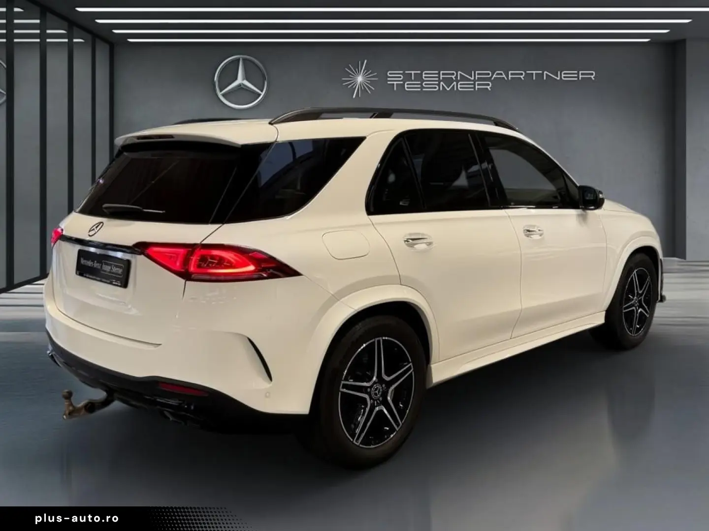 MERCEDES-BENZ GLE 350 de 4M AMG PANO DISTR BURMESTER AIRM