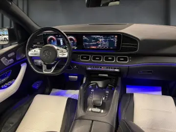 MERCEDES-BENZ GLE 350 de 4M AMG PANO DISTR BURMESTER AIRM