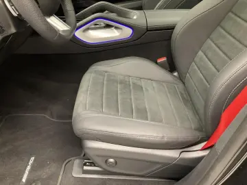 MERCEDES-BENZ GLE 350 de 4M Cp AMG Pano Night ACC PDC Navi