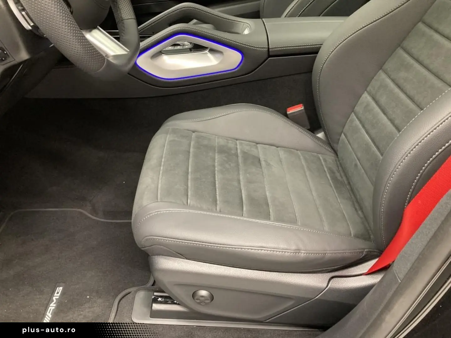 MERCEDES-BENZ GLE 350 de 4M Cp AMG Pano Night ACC PDC Navi