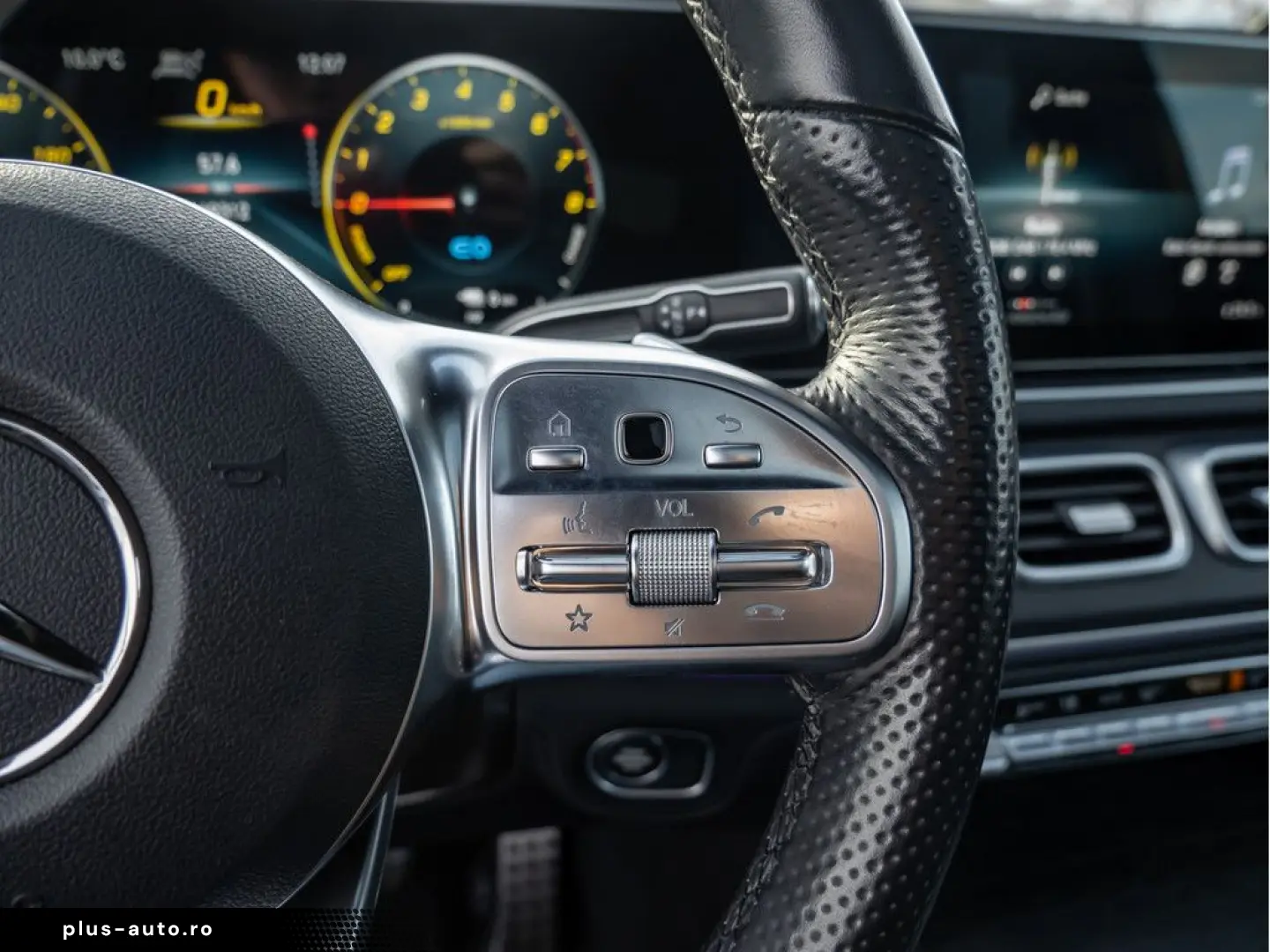 MERCEDES-BENZ GLE 350 e 4M Coupé AMG AHK Distr. LED Pano