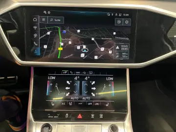 AUDI A6 Limousine 55 TFSI e quattro S tronic Design