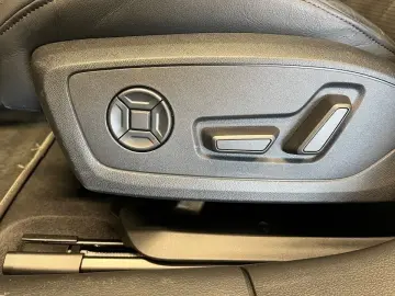 AUDI A6 Limousine 55 TFSI e quattro S tronic Design