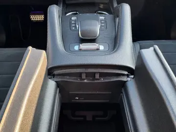 MERCEDES-BENZ GLE 300 d AMG
