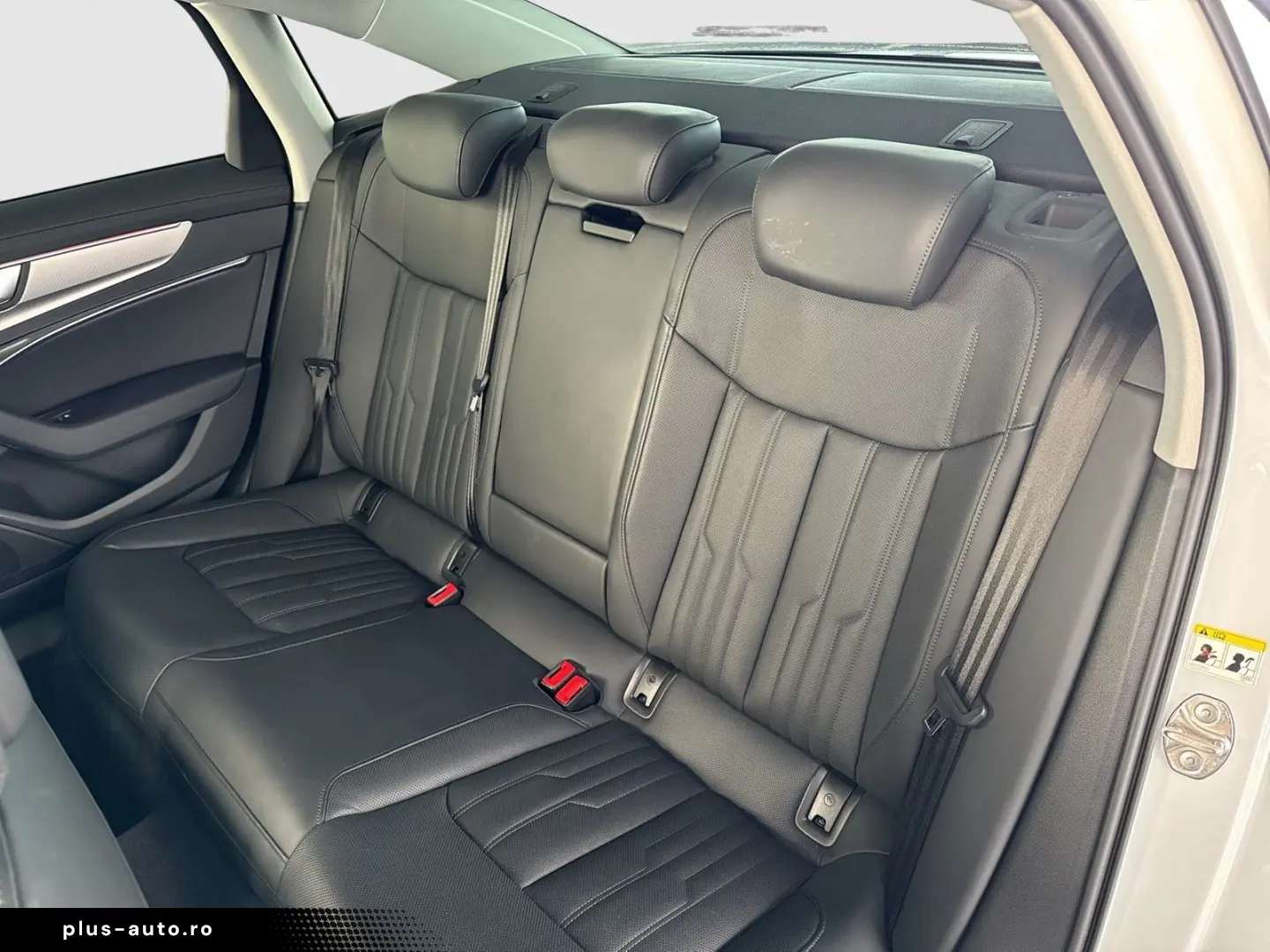 AUDI A6 50 HYBRID Q. S LINE PANO LEDER ALU21 NAVI